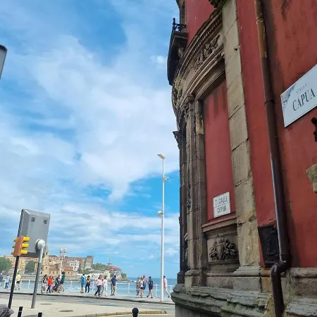 Bonito Piso En Centro Playa Apartamento